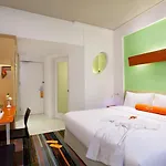 HARRIS Hotel & Convention Festival Citylink Bandung