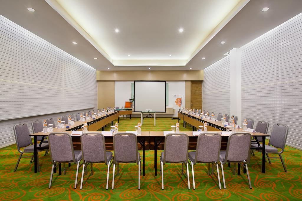 Harris & Convention Festival Citylink